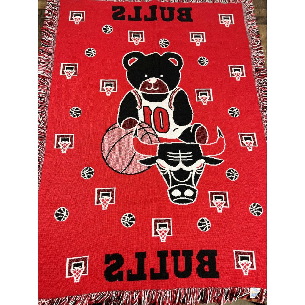 Chicago Bulls Woven Tapestry Throw Blanket Teddy Bear Red White Reversible